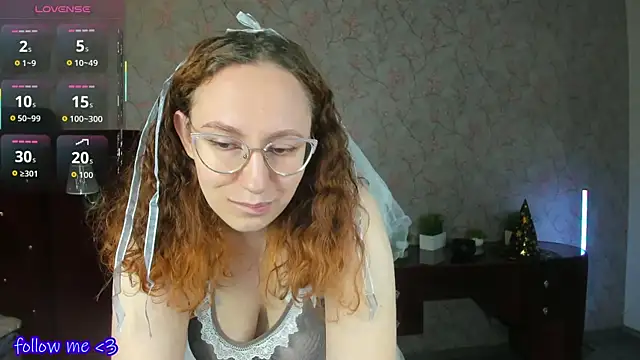 ellie coy  online show from 11/01/25, 01:24