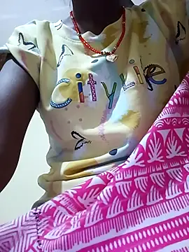 Saniye-143 online show from 10/13/25, 04:18