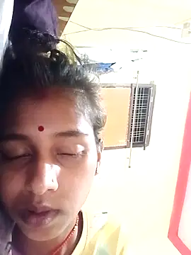 Saniye-143 online show from 10/14/25, 05:58