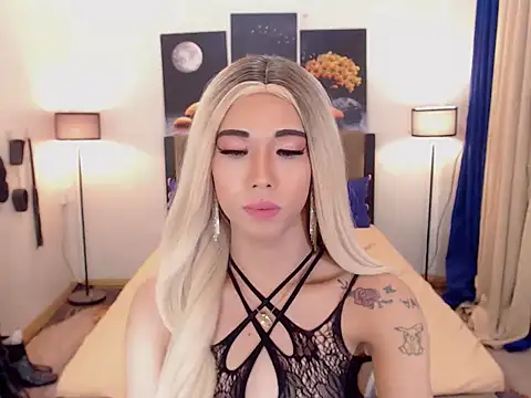 PreciousAmore online show from 11/14/25, 10:47