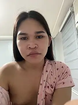 Snapshot of AlianaBlair chatting on 11/08/25, 11:47 AlianaBlair online show from 11/08/25, 11:47