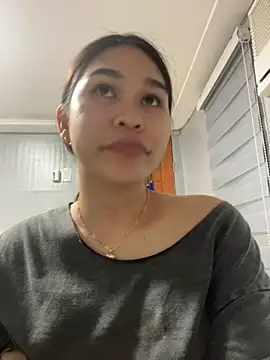 Snapshot of AlianaBlair chatting on 11/11/25, 12:27 AlianaBlair online show from 11/11/25, 12:27