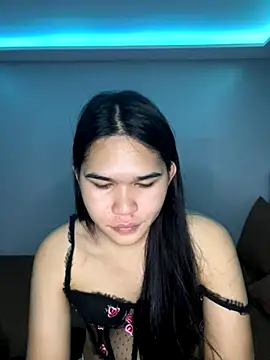 Snapshot of AlianaBlair chatting on 11/13/25, 02:49 AlianaBlair online show from 11/13/25, 02:49