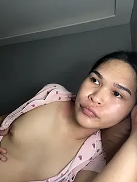 Snapshot of AlianaBlair chatting on 11/14/25, 05:17 AlianaBlair online show from 11/14/25, 05:17