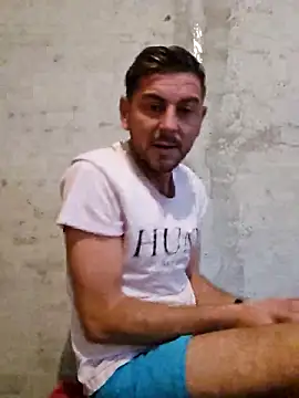 Alex-andru88 online show from 11/18/25, 09:47