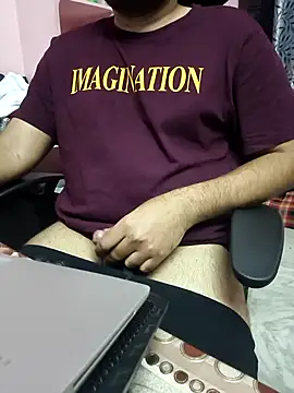 Yourslovingdick online show from 09/15/25, 11:38