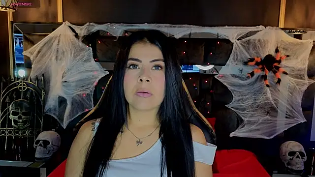 Snapshot of Aniajoness_ chatting on 10/16/25, 01:28 Aniajoness online show from 10/16/25, 01:28