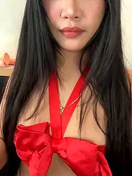 Snapshot of jinawaves chatting on 10/10/25, 02:32 jinawaves online show from 10/10/25, 02:32