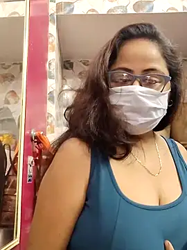 nisha 1110 online show from 11/23/25, 02:17