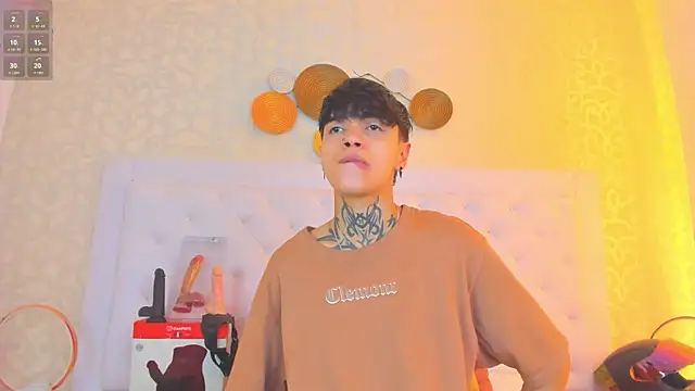 Snapshot of b3k_afrodict chatting on 11/06/25, 03:40 b3k afrodict online show from 11/06/25, 03:40