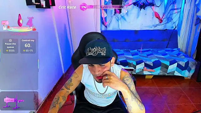 Snapshot of Brolyn_X chatting on 10/31/25, 02:34 Brolyn X online show from 10/31/25, 02:34