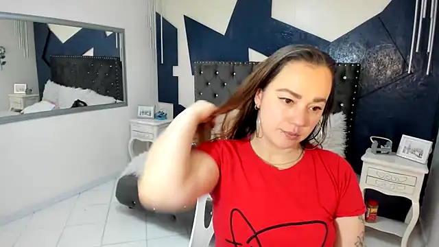 Tammy parker  online show from 10/10/25, 05:06