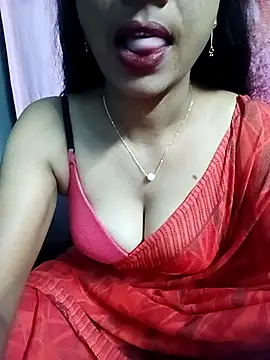 hotsana79 online show from 10/11/25, 12:43