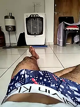 dhruve2010 online show from 09/13/25, 10:48