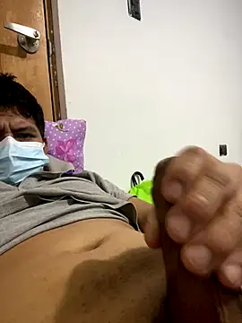 lDarkGreyl online show from 11/21/25, 04:11