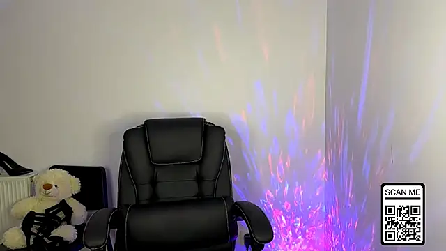 Snapshot of Ruthless_111 chatting on 10/30/25, 08:09 Ruthless 111 online show from 10/30/25, 08:09