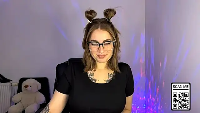 Snapshot of Ruthless_111 chatting on 11/05/25, 04:29 Ruthless 111 online show from 11/05/25, 04:29