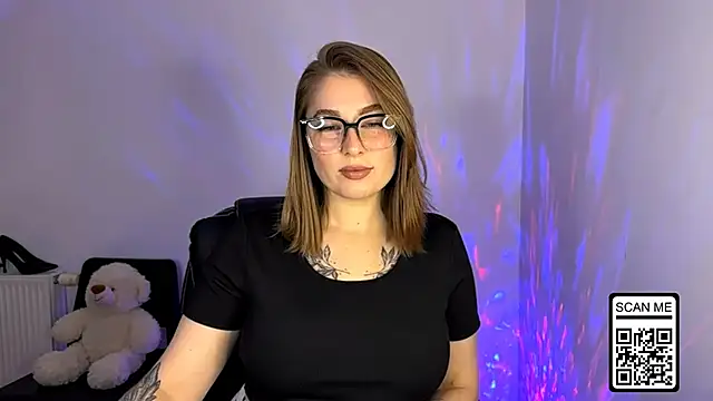 Snapshot of Ruthless_111 chatting on 11/13/25, 06:40 Ruthless 111 online show from 11/13/25, 06:40