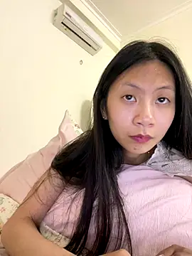 Lil-Gi online show from 11/11/25, 03:56