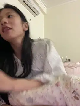 Lil-Gi online show from 11/16/25, 04:56