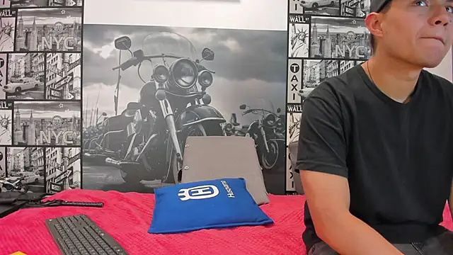 Light Haze online show from 10/30/25, 04:41