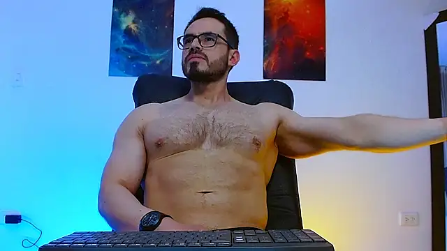 Axel Lover online show from 10/19/25, 10:43