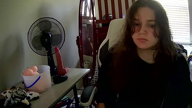 Elli-Ixby online show from 11/14/25, 04:17