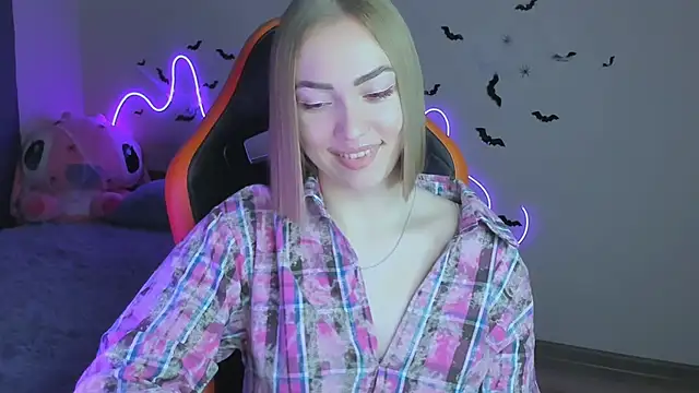 LaraKrein lk online show from 11/01/25, 01:24