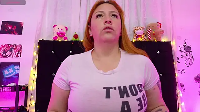 queen marifer online show from 11/14/25, 10:58