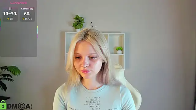 Allice Cox online show from 10/25/25, 01:13