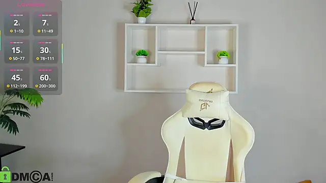 Allice Cox online show from 10/28/25, 01:09