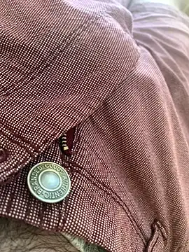 Snapshot of MuzzyFacing chatting on 09/25/25, 12:31 MuzzyFacing online show from 09/25/25, 12:31