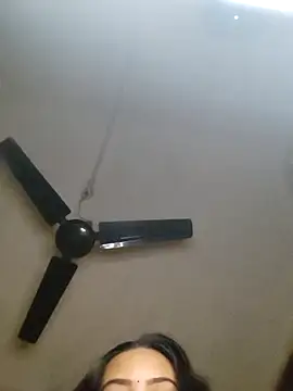 Snapshot of Dazzling_khushii chatting on 10/31/25, 05:58 Dazzling khushii online show from 10/31/25, 05:58