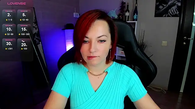 Serena Woods online show from 09/23/25, 08:50