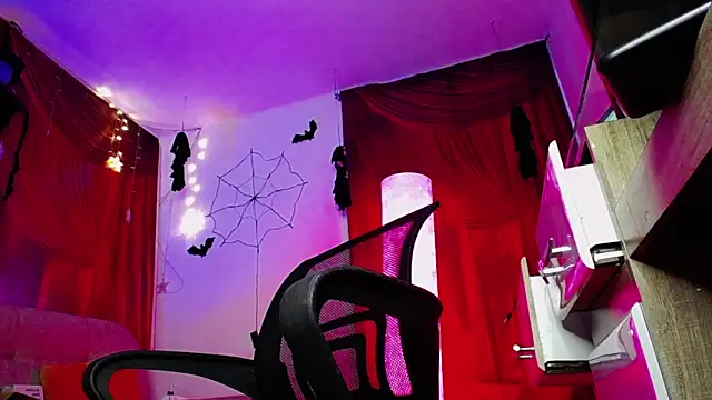 Noha Lux online show from 10/24/25, 12:45