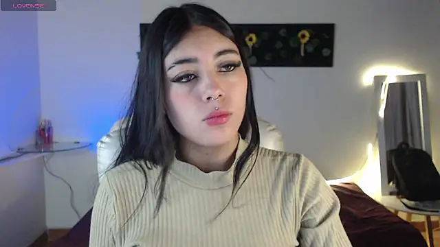 Snapshot of gabriella_live chatting on 10/08/25, 01:42 gabriella live online show from 10/08/25, 01:42