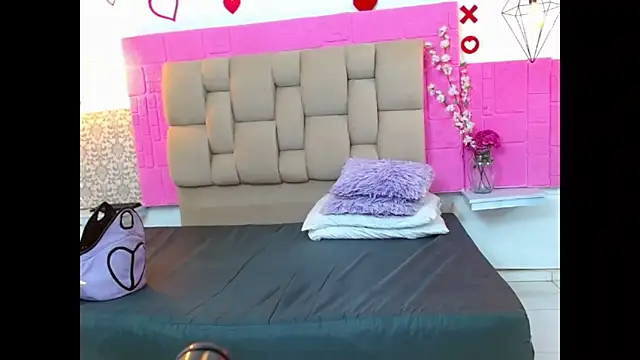 Damary Leon online show from 09/08/25, 07:02