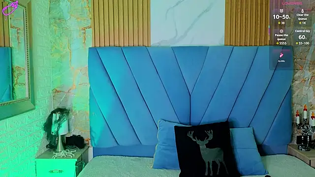 violett  golden online show from 10/09/25, 11:19