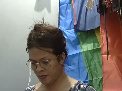 juicycum069 online show from 11/07/25, 11:49