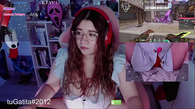 Pink girl0n online show from 10/27/25, 09:30