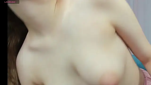 Elle Ellise online show from 11/16/25, 01:11