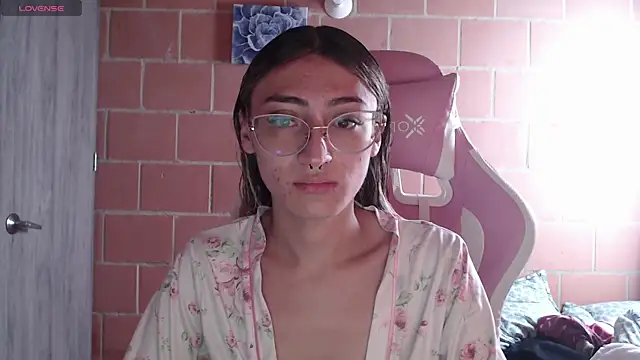 Andrea camilaaa online show from 11/10/25, 01:32