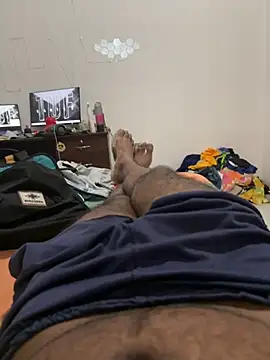 Snapshot of bigDick_000610 chatting on 11/14/25, 06:28 bigDick 000610 online show from 11/14/25, 06:28