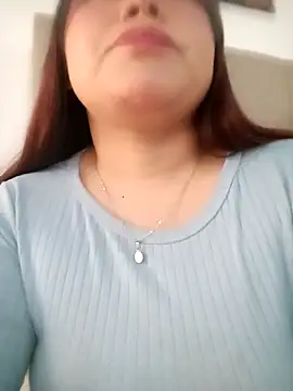 LucyPetit online show from 09/29/25, 01:27