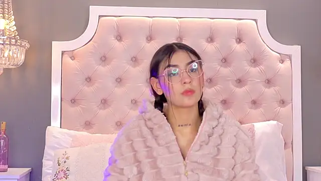 VioletBlaze online show from 11/10/25, 01:21