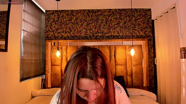 Isa Thompson   online show from 10/27/25, 12:09