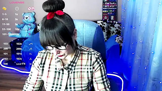 Snapshot of MilaRay chatting on 12/09/24, 10:54 MilaRay online show from 12/09/24, 10:54