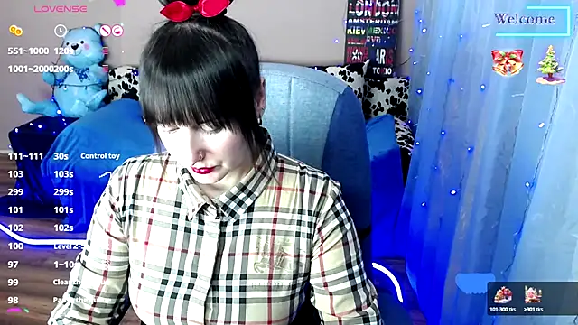 Snapshot of MilaRay chatting on 12/23/24, 11:04 MilaRay online show from 12/23/24, 11:04