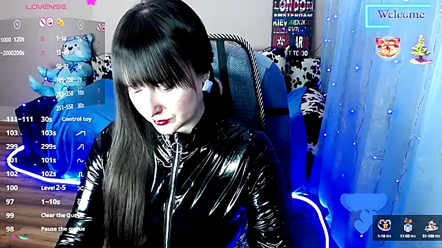 Snapshot of MilaRay chatting on 12/27/24, 10:55 MilaRay online show from 12/27/24, 10:55