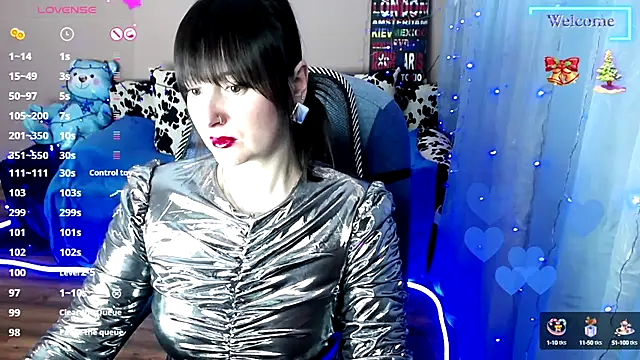 Snapshot of MilaRay chatting on 12/30/24, 11:26 MilaRay online show from 12/30/24, 11:26